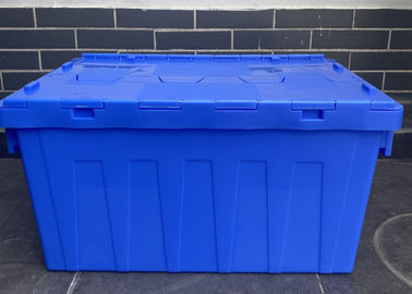 Recyklingowe pojemniki logistyczne z dołączonymi plastikowymi pokrywkami